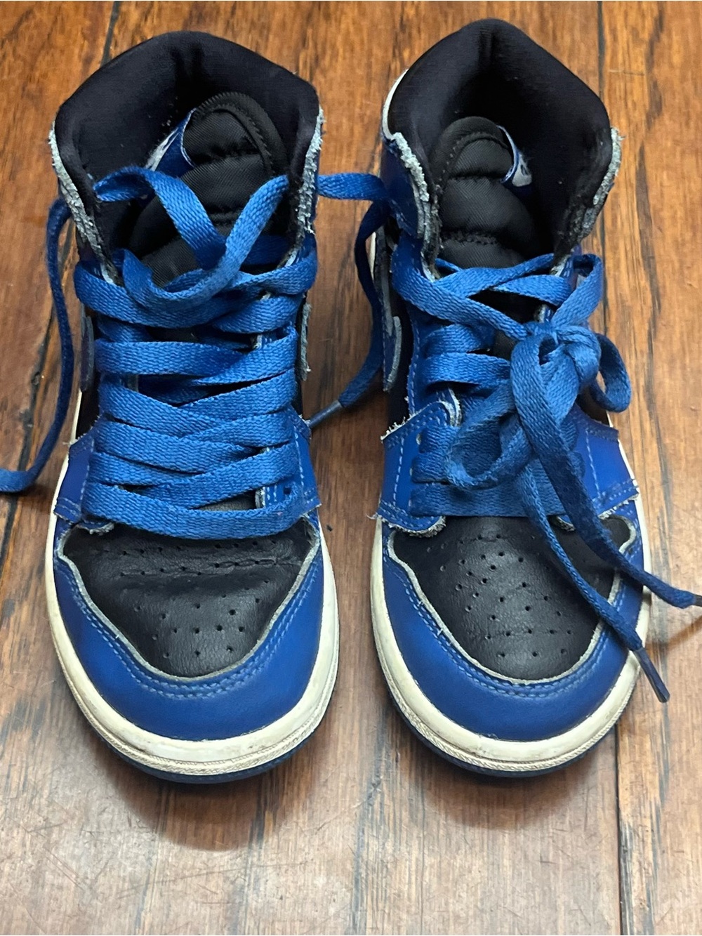 Nike air Jordan 1 retro high OG in the dark marina Blue‎ sneakers